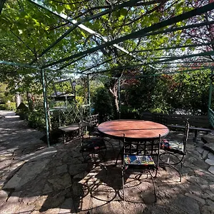  Bed & Breakfast Le Priolat Des Anges Aux Portes Des Gorges Du Verdon France